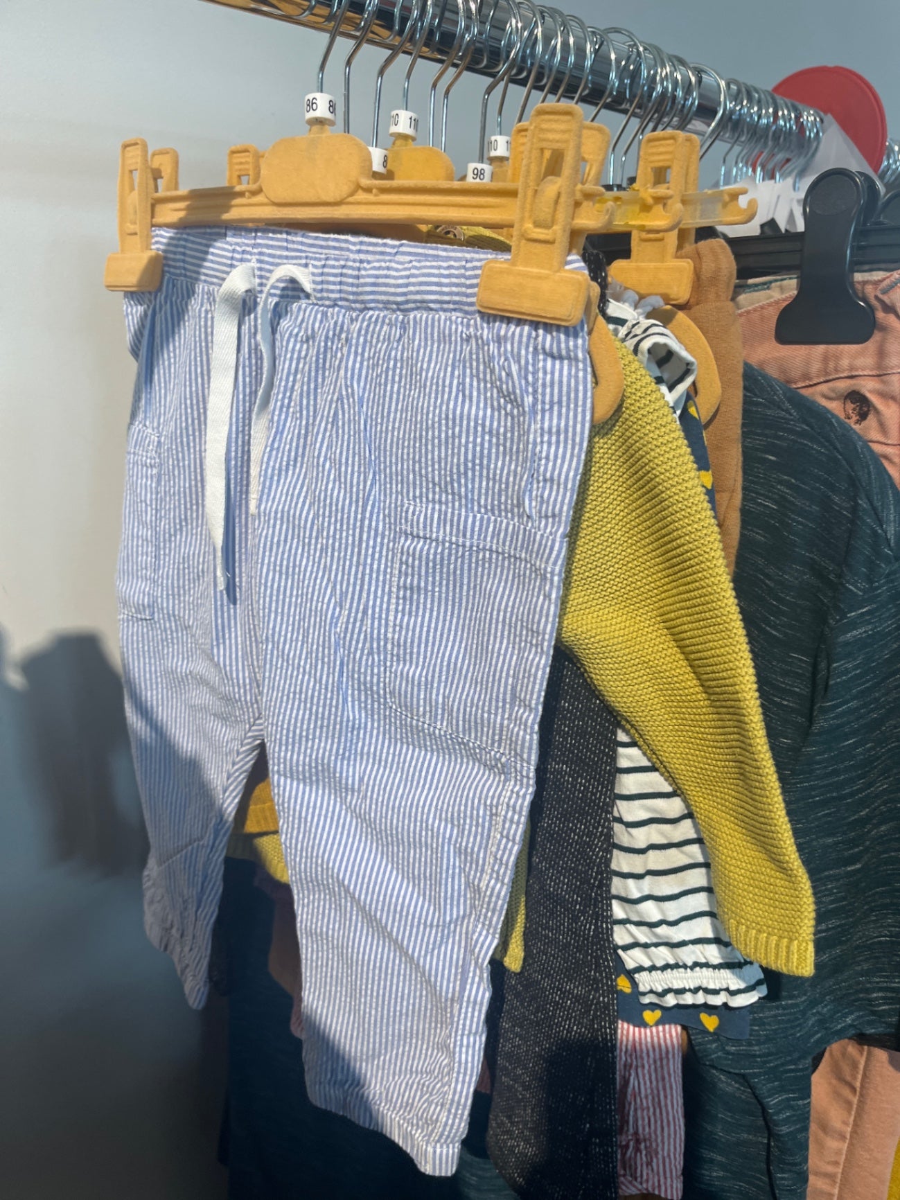 H&M Hose Blau-weiß Gr.: 86