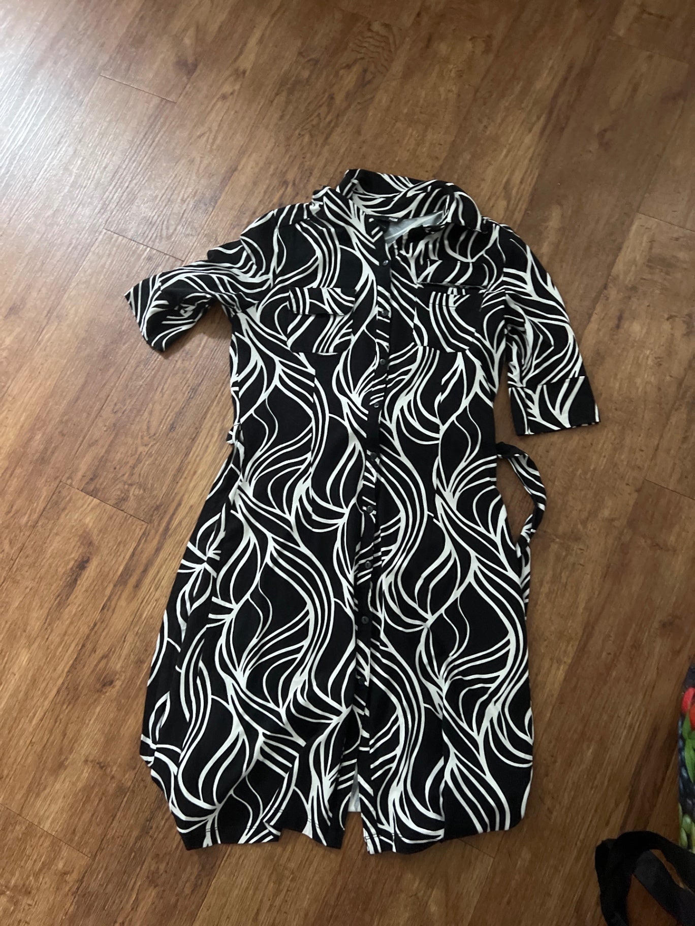 H&M Kleid Schwarz Weiß Gr.: M