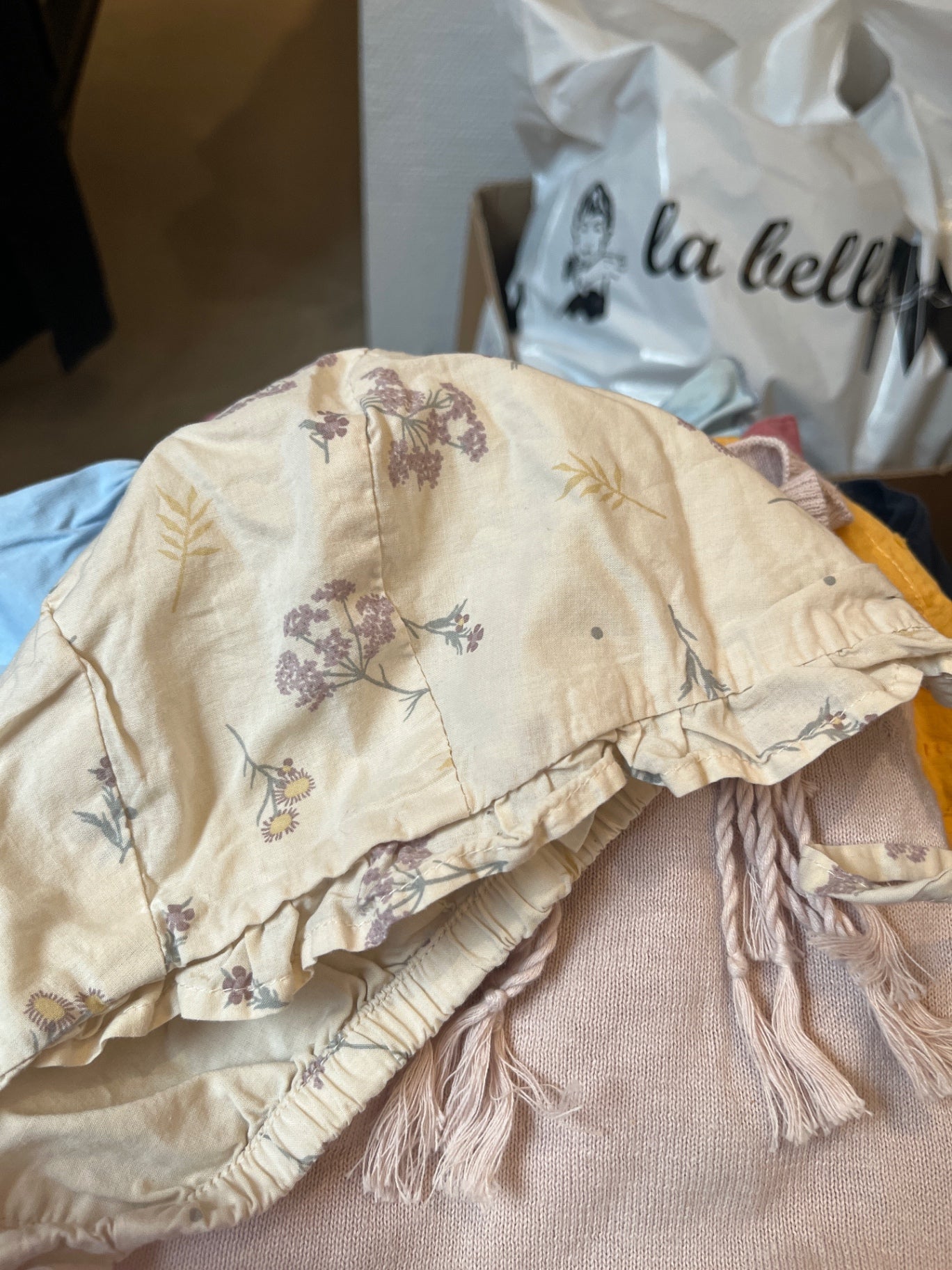 H&M Sonnenhut Beige Blumen Gr.: 80