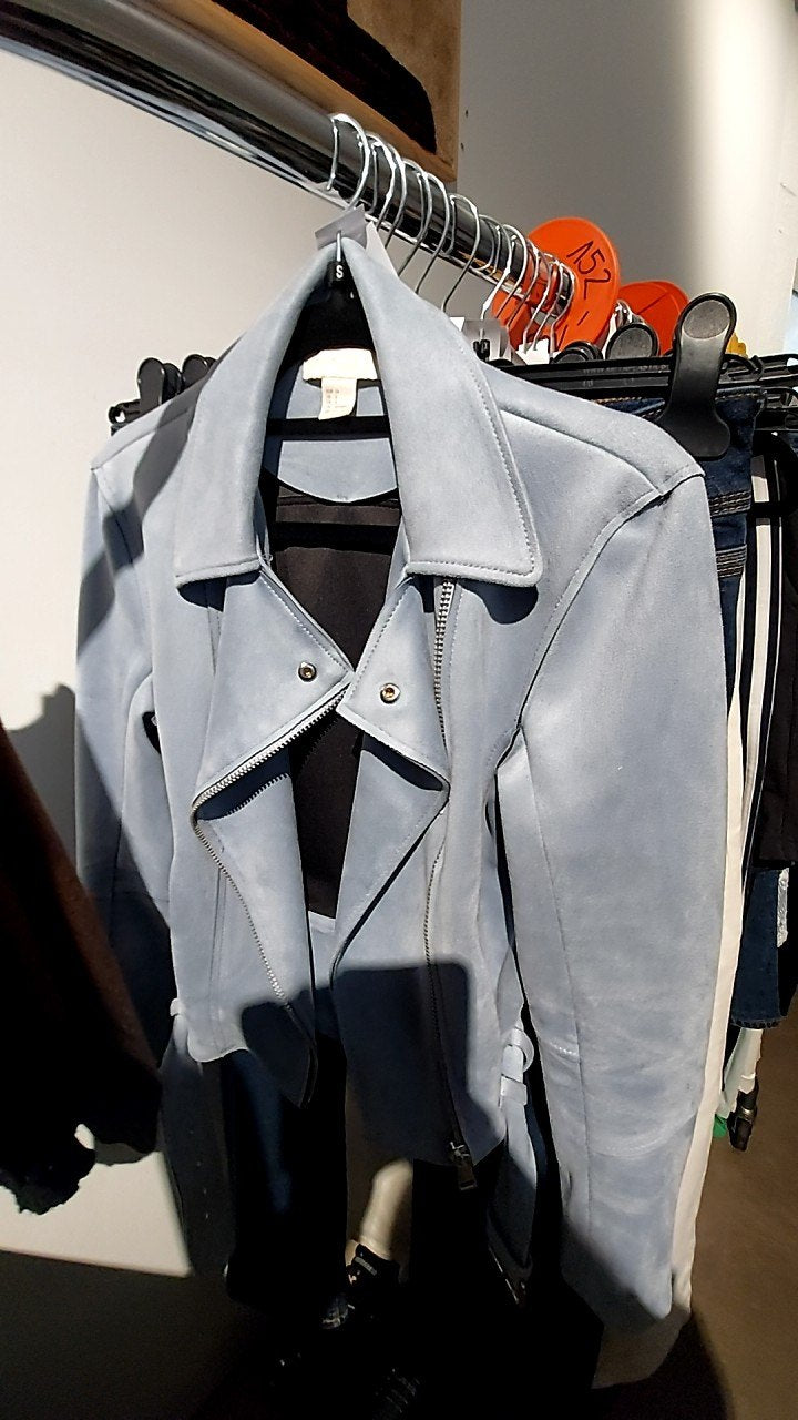 H&M Jacke Wildlederimitat Hellblau Gr.: 36