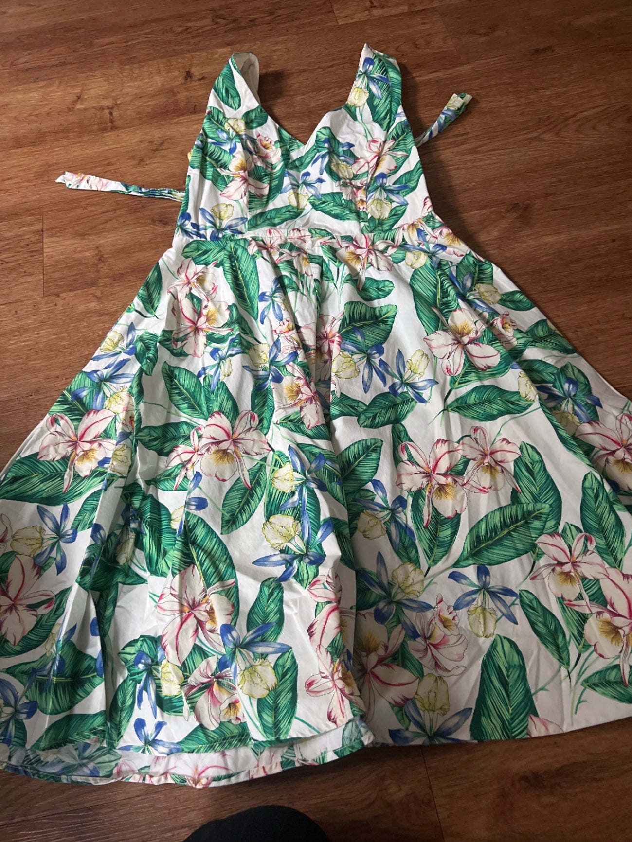 EDC Kleid Weiß Grün Gr.: 38