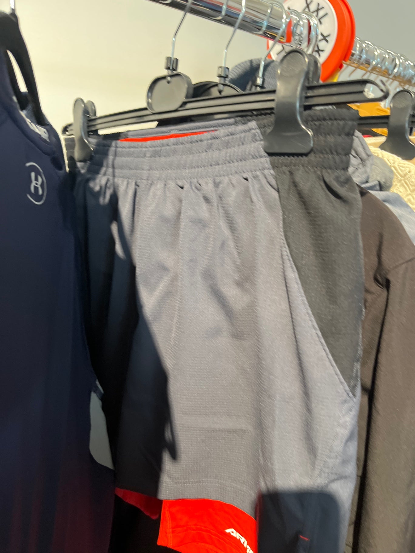 Under Amour Sportshorts Grau Gr.: M
