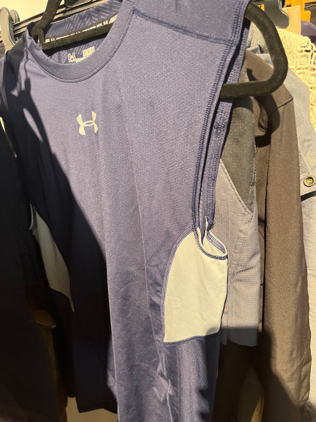 Under Armour Sportshirt Blau Gr.: M