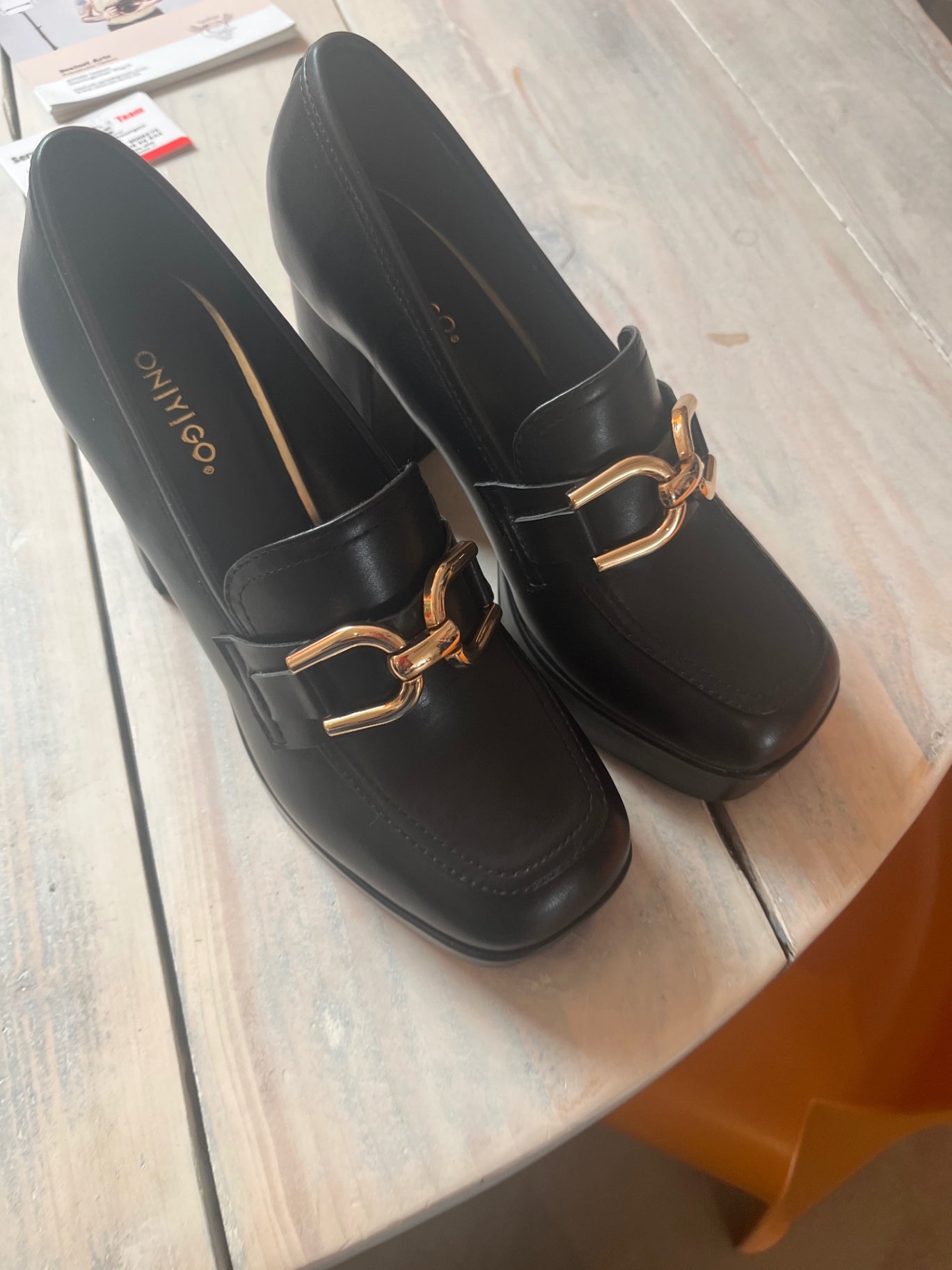 Onygo Schuhe Schwarz Gold Gr.: 40