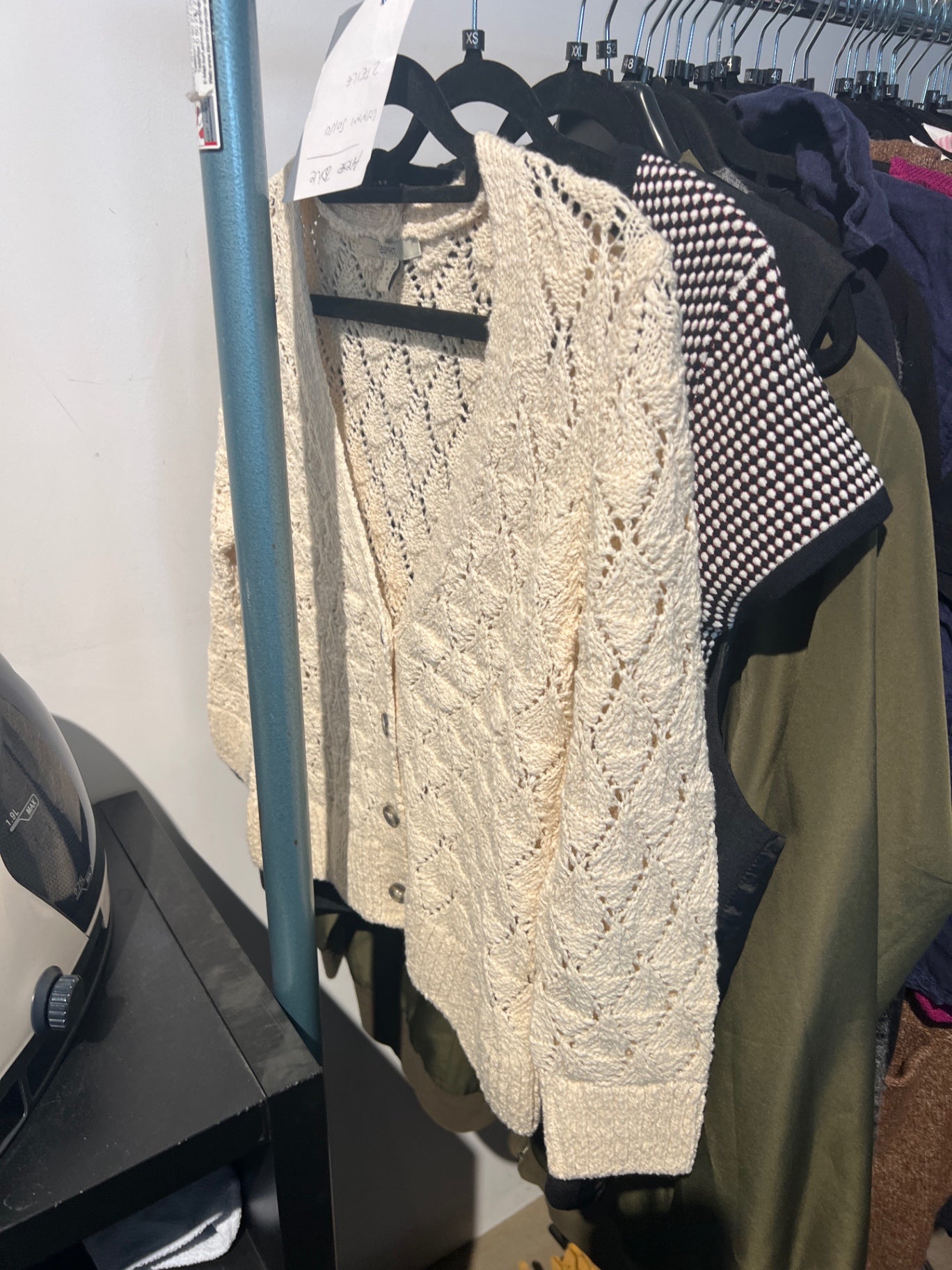 Esprit Strickjacke Creme Gr.: XS