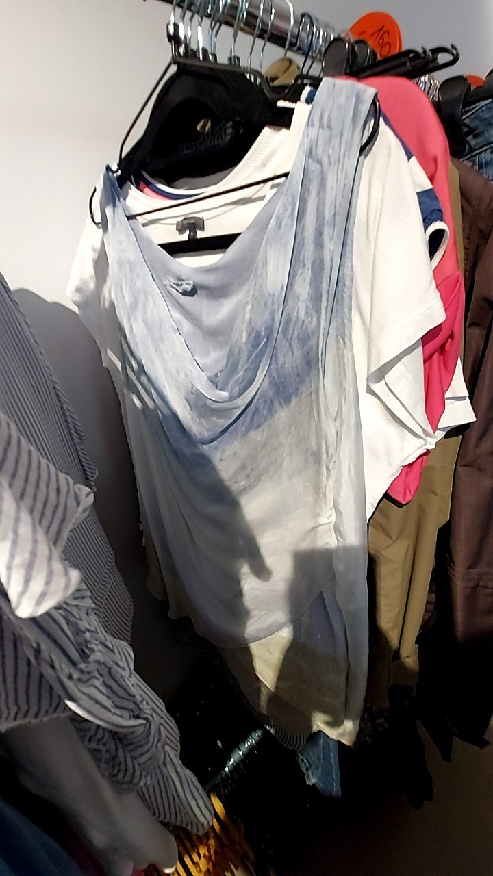 Top Weiß mit blauen Mustern Gr.: M