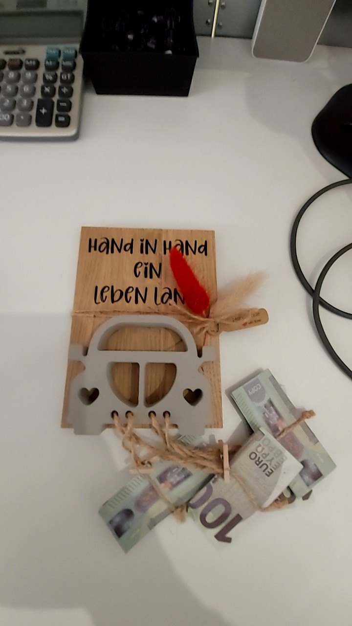 EINZELSTÜCK Hochzeitsauto Beton 