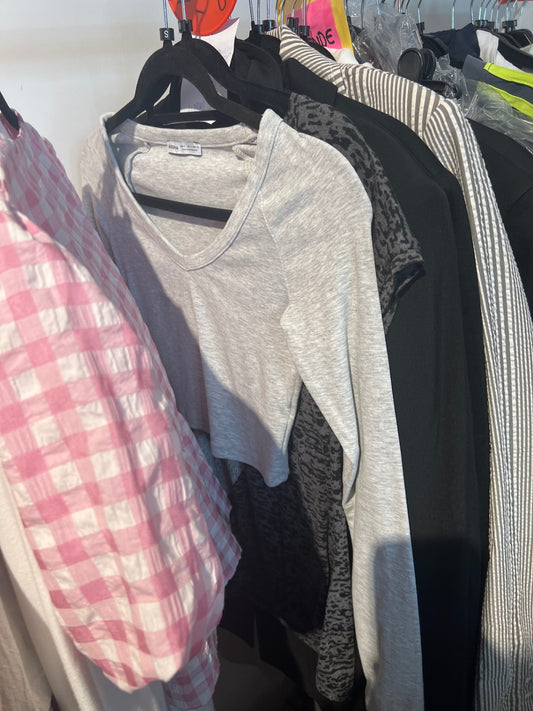 Bershka Langarmshirt Grau Gr.: S