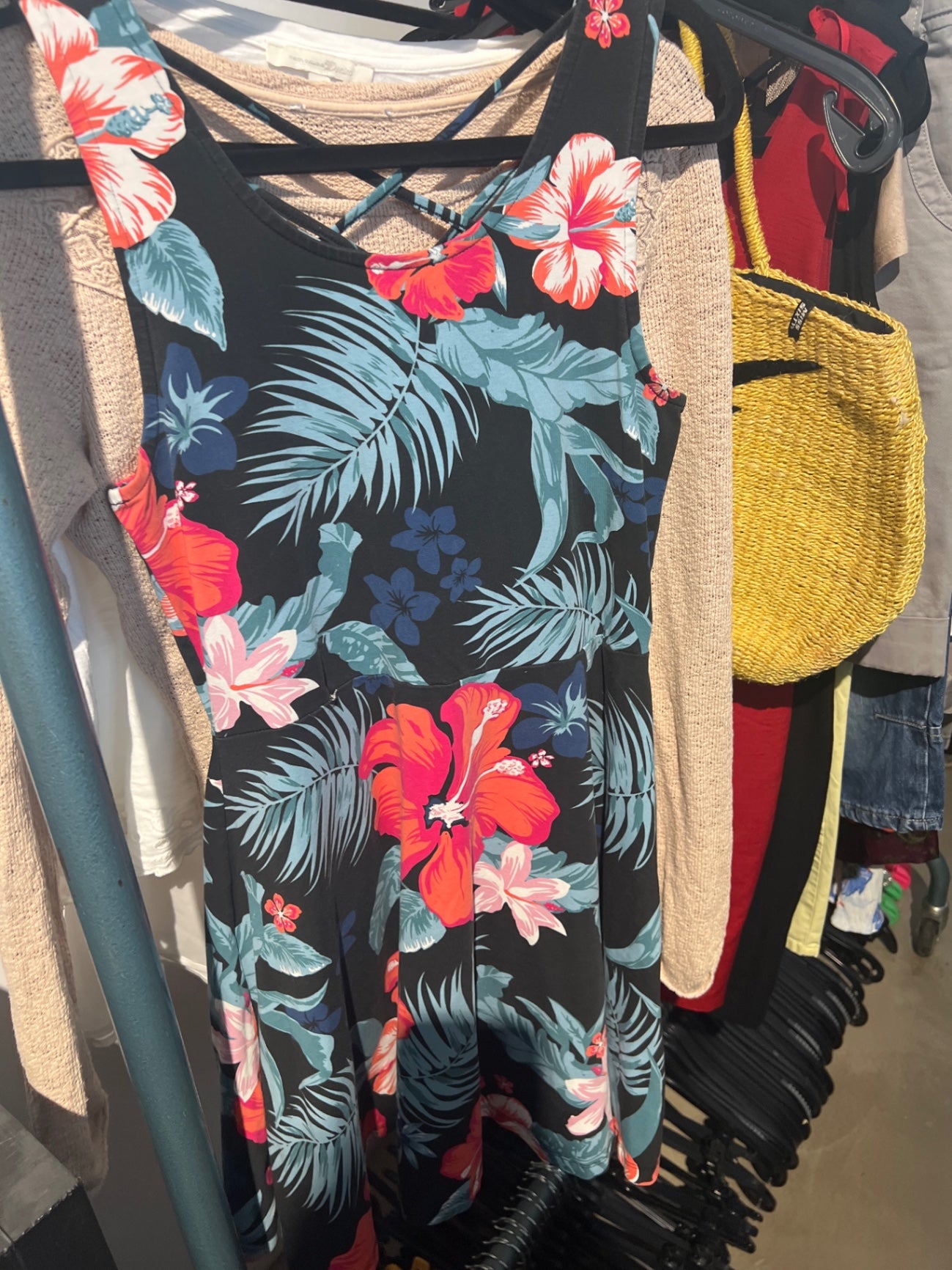 C&A Kleid Schwarz, Rot, Blau, Rosa Gr.: M