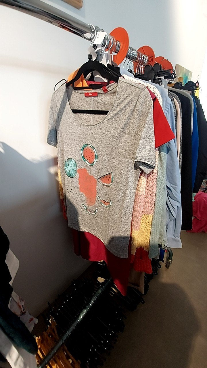 s.Oliver T-Shirt Grau mit Melonen Gr.: M
