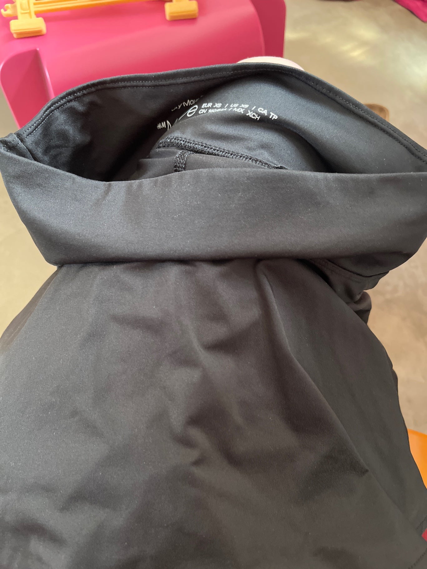 H&M Move Rock Schwarz Gr.: XS