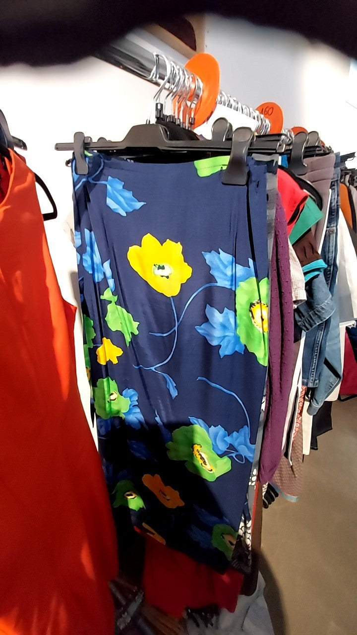 WickelRock Blau mit bunten Blumen One Size