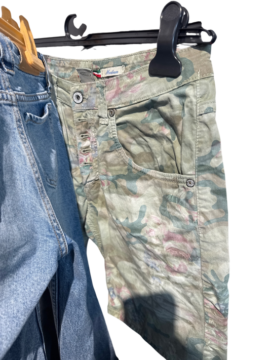 Please Shorts Grün Gr.: M
