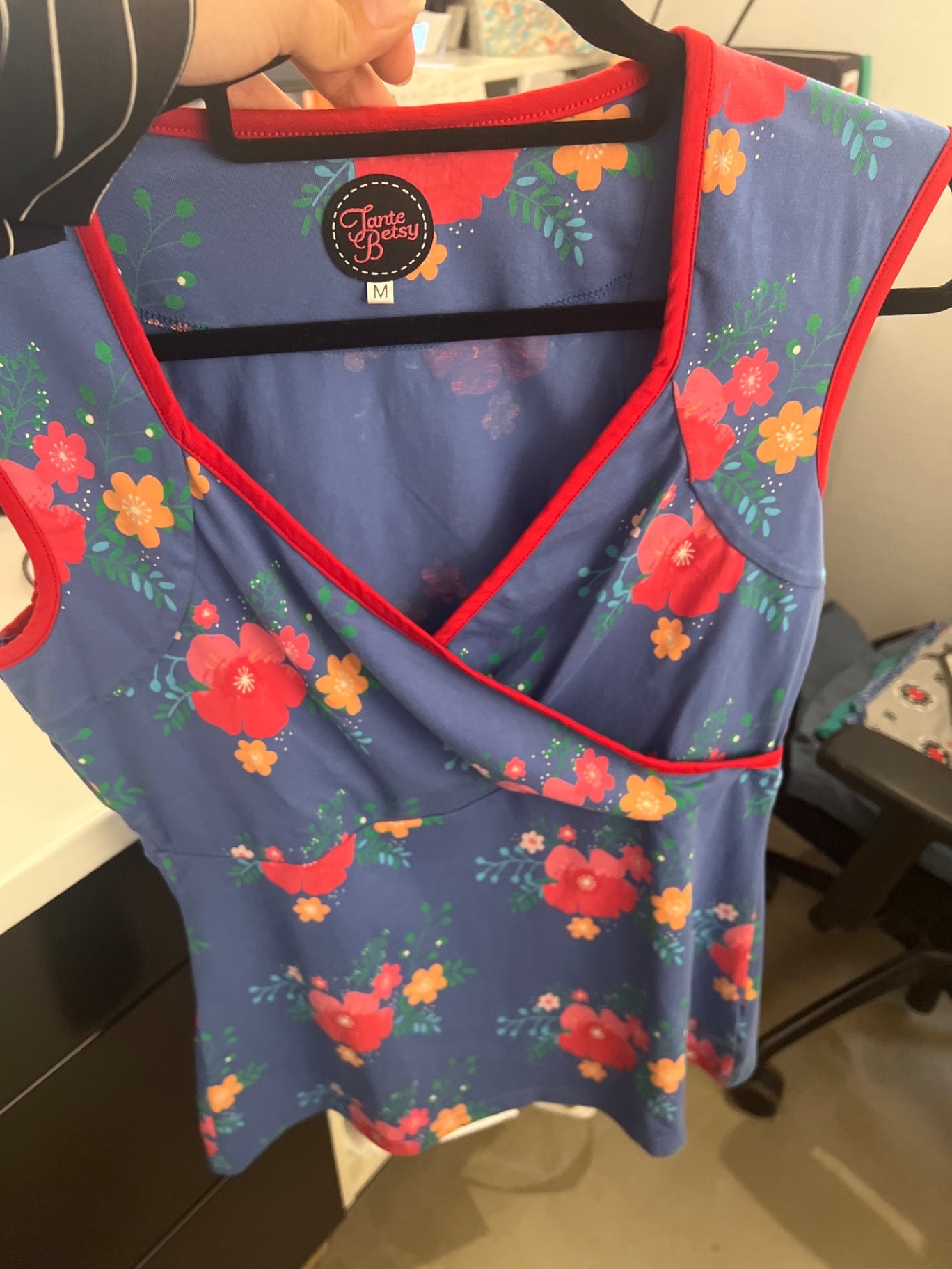 Tante Betsy Top Blau mit rot Gr.: M