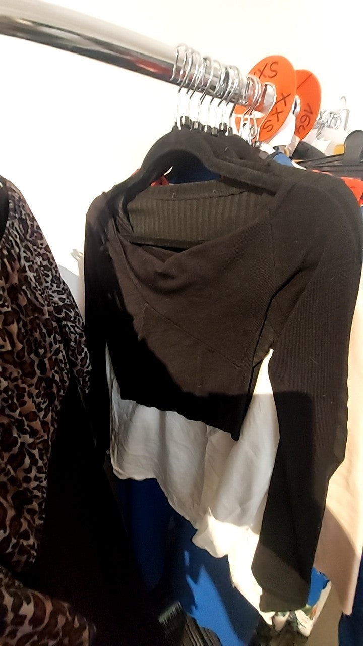 Kurzes Oberteil Schwarz Gr.: S