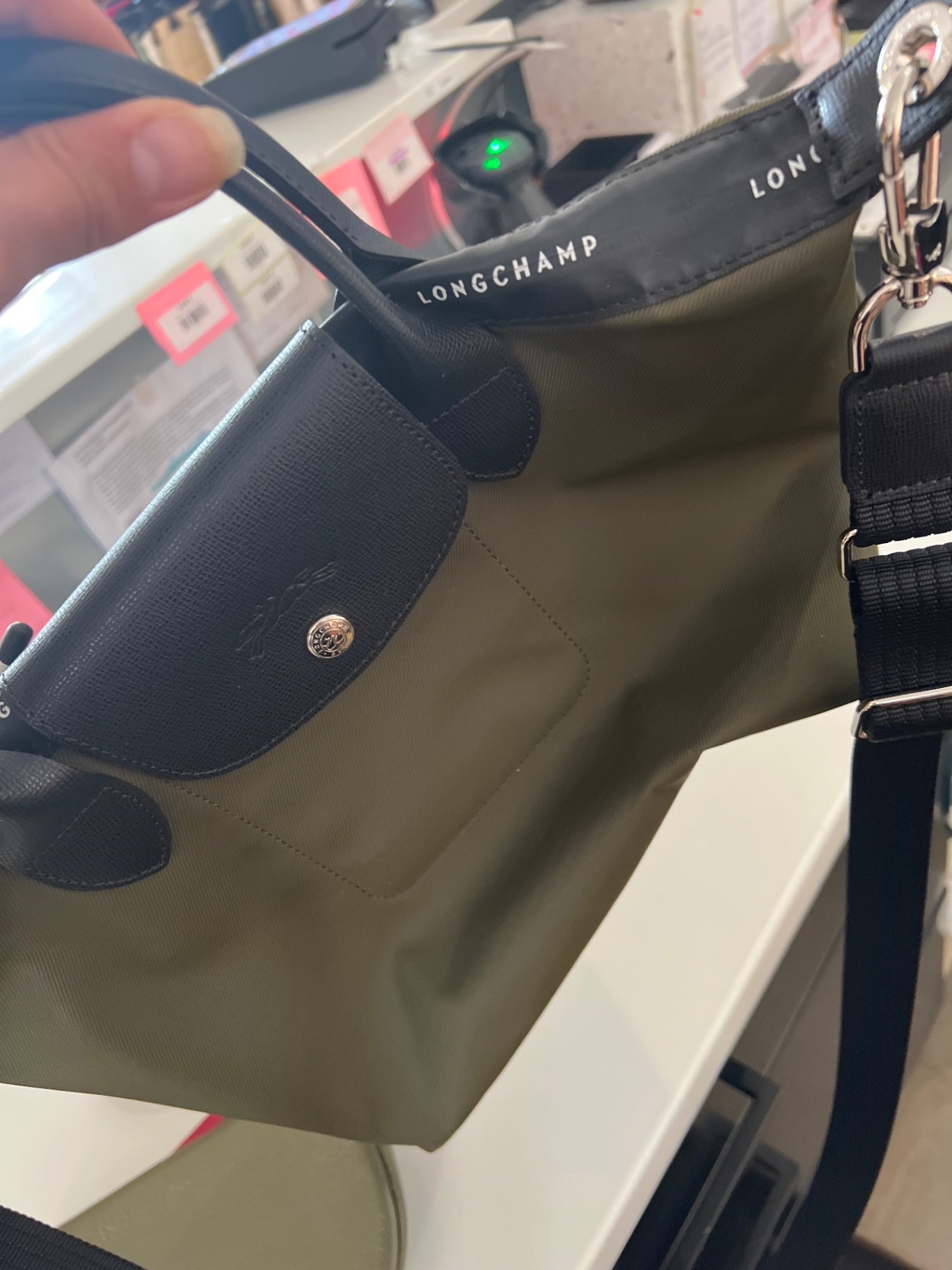 LONGCHAMP Tasche Olivgrün 