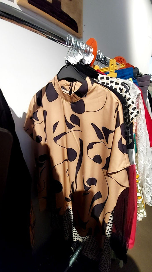 Shirt Beige mit schwarzem Muster Gr.: XXL