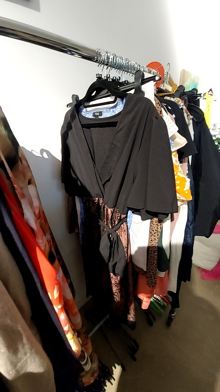 Kleid Schwarz mit Rosa Gr.: XXL