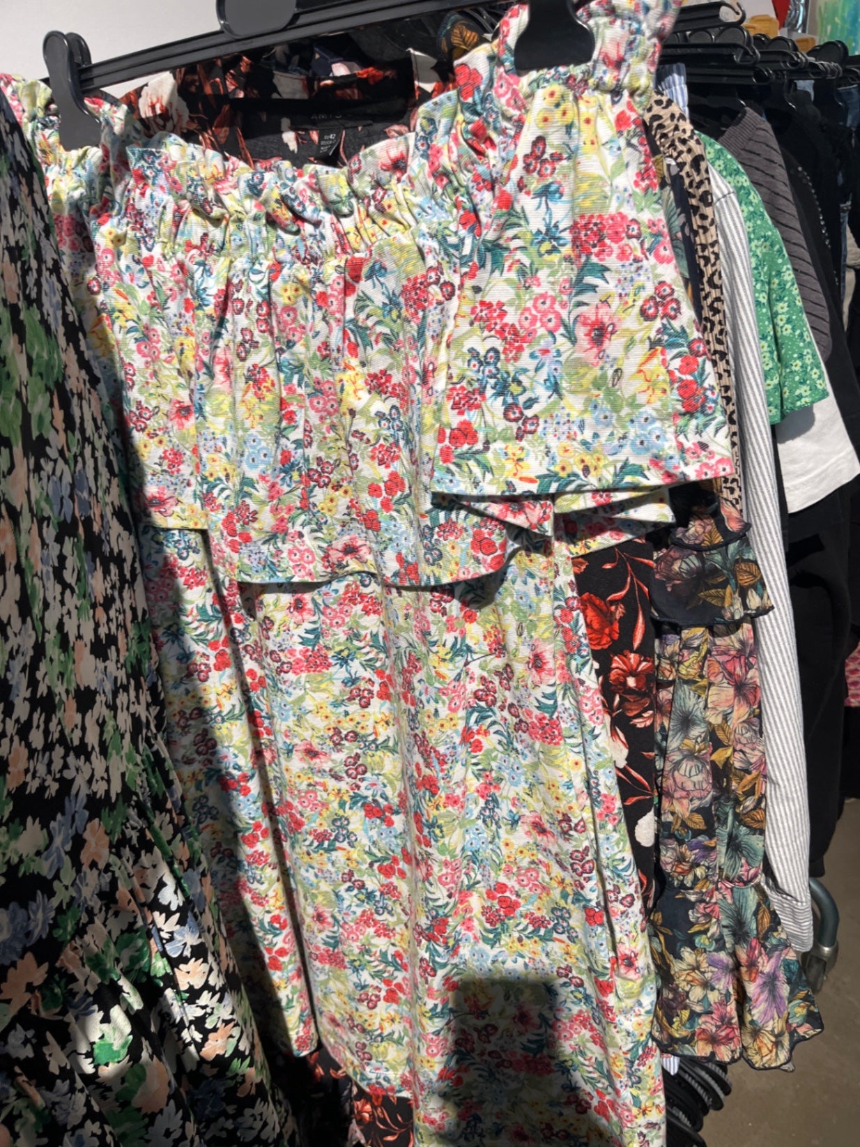 H&M Kleid Bunt Rüsche Gr.: M