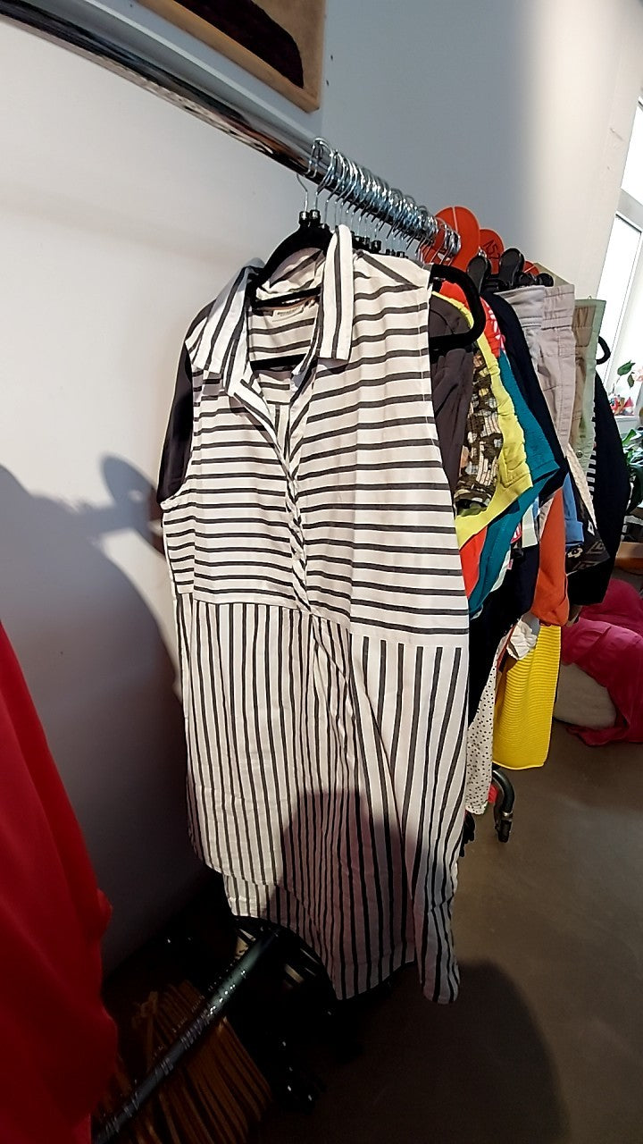 BROADWAY Kleid Weiß mit schwarzen Streifen Gr.: 44