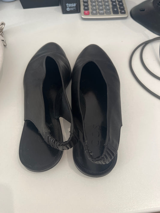 COS Schuhe Schwarz Gr.: 37