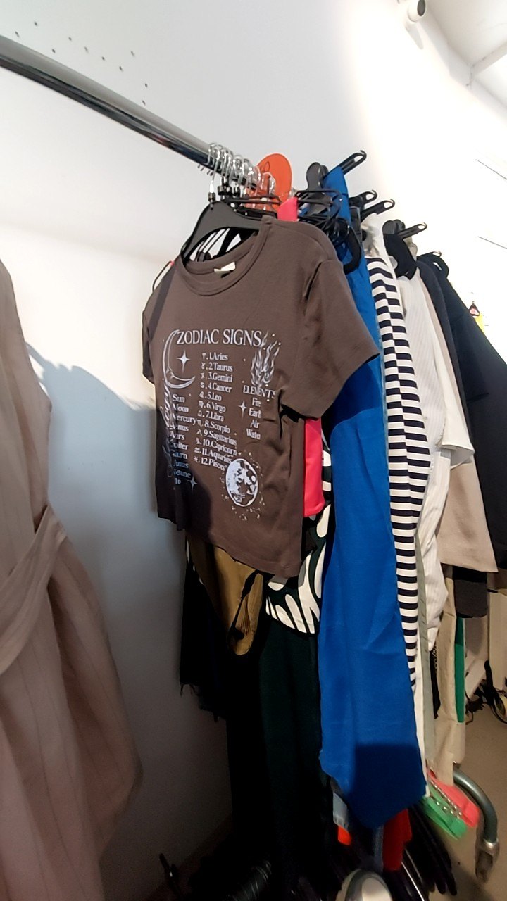 Bershka T-Shirt Grau/Blau Gr.: L