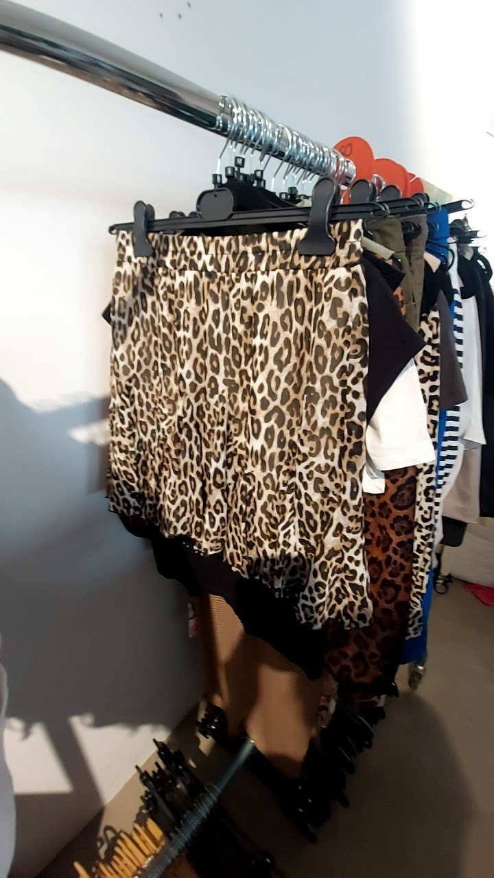 AMISU Rock Leo-Muster Gr.: M