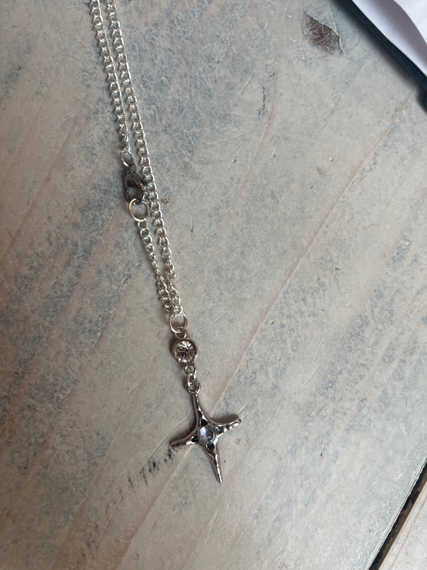 Corvus Luna Kette Kreuz Stein 
