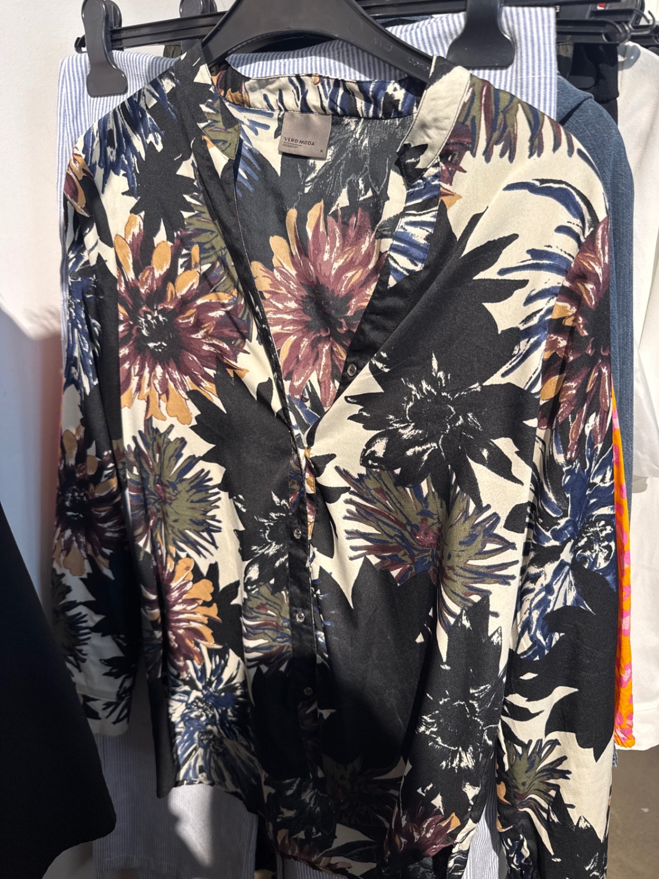 VEROMODA Bluse Schwarz Blumen Gr.: M
